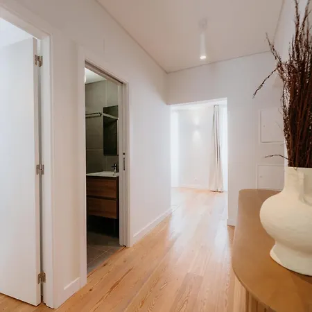 Mary Orange - No 236 1e - Sophisticated Two-bedroom Getaway Lejlighed